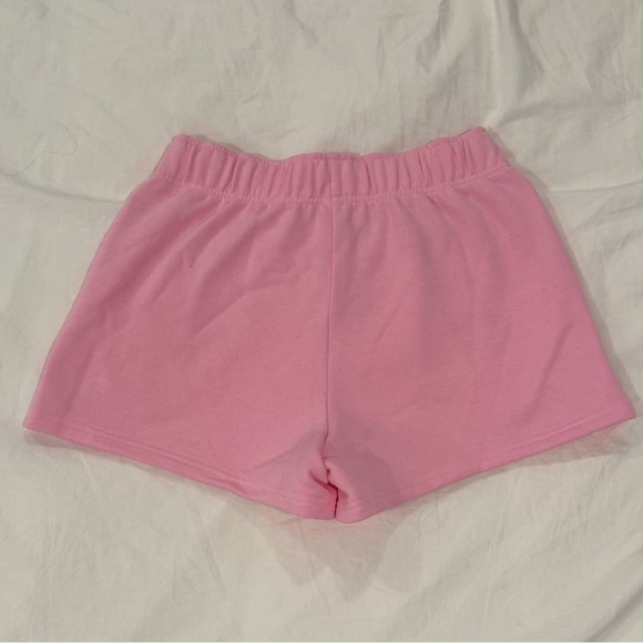 Alo Yoga Sweet Pink Accolade Shorts - Picture 8 of 10